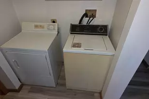 22 Pitcairn St, Revere, MA 02151 - Photo 39