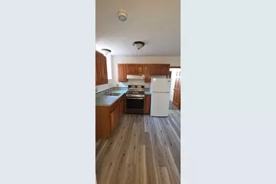 22 Pitcairn St, Revere, MA 02151 - Photo 35