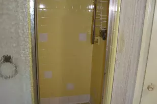 22 Pitcairn St, Revere, MA 02151 - Photo 15