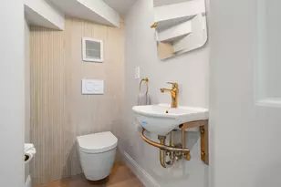 2 Leeds St, Boston, MA 02127 - Photo 15