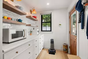 2 Leeds St, Boston, MA 02127 - Photo 13