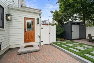 2 Leeds St, Boston, MA 02127 - Photo 31
