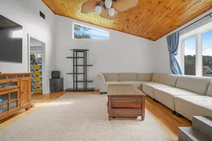 37 Slade St, Swansea, MA 02777 - Photo 9