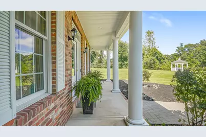 70 Appaloosa Ln, West Springfield, MA 01089 - Photo 9