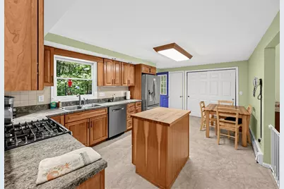 6 Woodview Dr, Hubbardston, MA 01452 - Photo 7