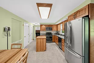 6 Woodview Dr, Hubbardston, MA 01452 - Photo 9