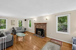 6 Woodview Dr, Hubbardston, MA 01452 - Photo 5