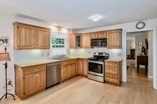 26 Morningside Dr, Westfield, MA 01085 - Photo 5