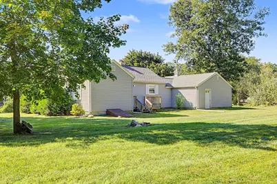 1161 E Mountain Rd, Westfield, MA 01085 - Photo 27