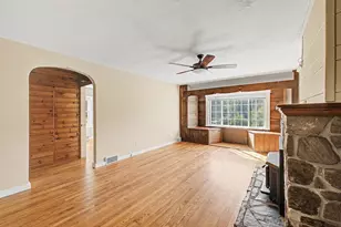 1161 E Mountain Rd, Westfield, MA 01085 - Photo 11