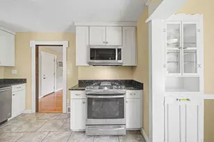 1161 E Mountain Rd, Westfield, MA 01085 - Photo 9