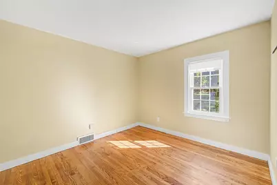 1161 E Mountain Rd, Westfield, MA 01085 - Photo 13