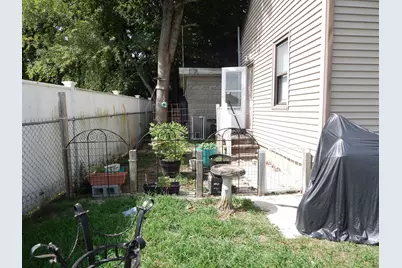 158 Adams St, New Bedford, MA 02746 - Photo 15
