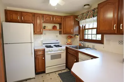 C1 Scotty Hollow Dr #C1, Chelmsford, MA 01863 - Photo 3