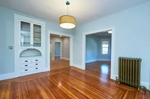 17 Mt Ida Rd, Boston, MA 02122 - Photo 5