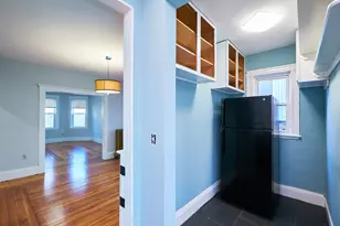 17 Mt Ida Rd, Boston, MA 02122 - Photo 3