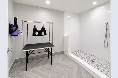 804 East 7th Street #307, Boston, MA 02127 - Photo 21