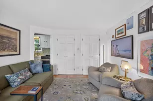 15 Cottage St, Provincetown, MA 02657 - Photo 9