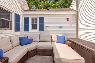 15 Cottage St, Provincetown, MA 02657 - Photo 7