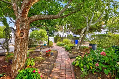 15 Cottage St #3, Provincetown, MA 02657 - Photo 29