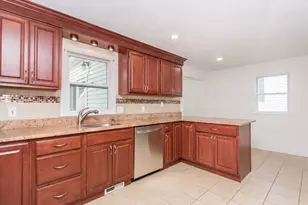 20 Smart St, Waltham, MA 02451 - Photo 9