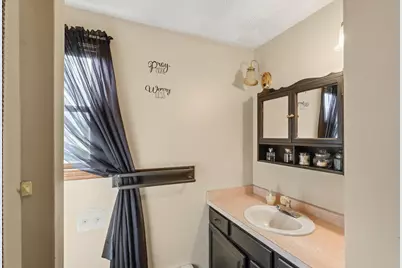 4 Henry Marsh Rd #B, Oxford, MA 01540 - Photo 25