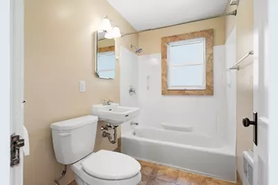 24 Grandview St, Northampton, MA 01062 - Photo 11