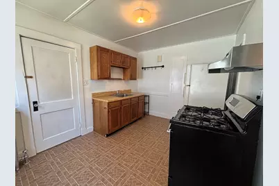 33 Brington Rd #1, Brookline, MA 02445 - Photo 7
