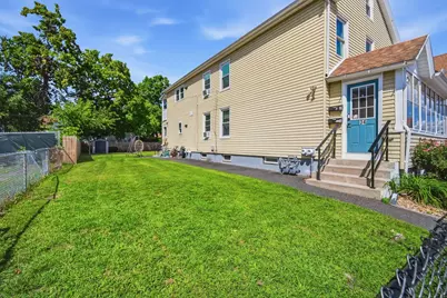 34 Ashley St, Springfield, MA 01105 - Photo 5