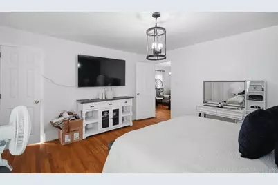 34 Ashley St, Springfield, MA 01105 - Photo 19