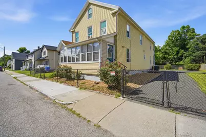 34 Ashley St, Springfield, MA 01105 - Photo 3