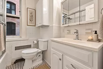 21 Beacon St #3D, Boston, MA 02108 - Photo 7