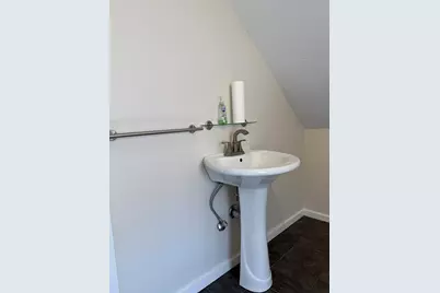 58 Bailey St, Worcester, MA 01602 - Photo 17