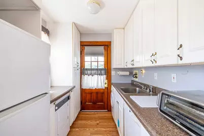 6 Hillcrest Rd, Beverly, MA 01915 - Photo 15