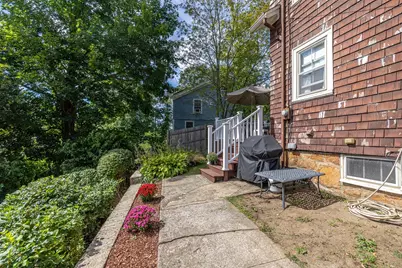 6 Hillcrest Rd, Beverly, MA 01915 - Photo 3