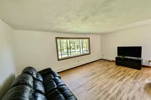 624 Granville Rd, Westfield, MA 01085 - Photo 5