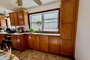624 Granville Rd, Westfield, MA 01085 - Photo 7