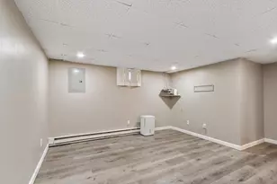 8 Brightside Ave, Gloucester, MA 01930 - Photo 21