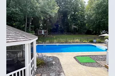 11 Phyllis Avenue, Burlington, MA 01803 - Photo 5