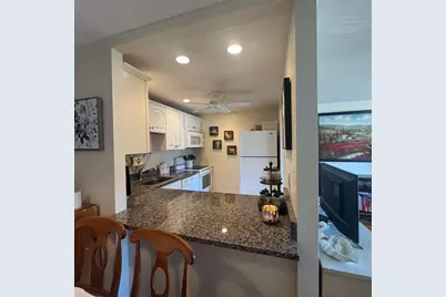 300 Park Terrace Dr. #322, Stoneham, MA 02180 - Photo 11