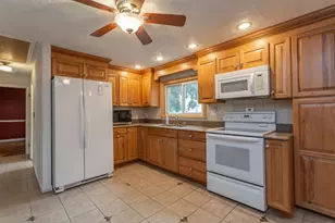 91 Breer St, Brockton, MA 02301 - Photo 7