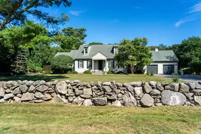 557 Smith Neck Rd, Dartmouth, MA 02748 - Photo 3
