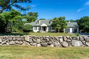 557 Smith Neck Rd, Dartmouth, MA 02748 - Photo 3