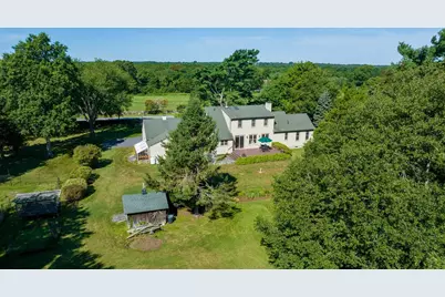 557 Smith Neck Rd, Dartmouth, MA 02748 - Photo 27