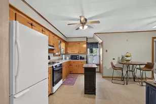 14 Green St, Westborough, MA 01581 - Photo 25