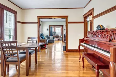 18 Franconia St, Boston, MA 02122 - Photo 27