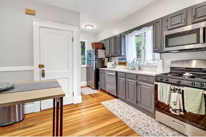 18 Franconia St, Boston, MA 02122 - Photo 11