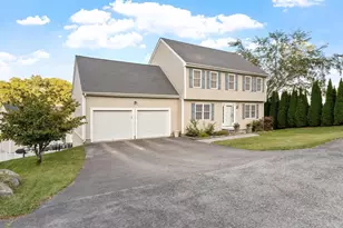 4 Fatima Ln, Worcester, MA 01606 - Photo 1