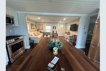 82 Raymond St, Fairhaven, MA 02719 - Photo 15
