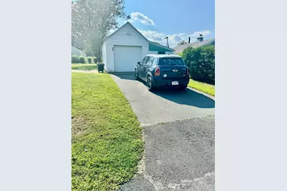 82 Raymond St, Fairhaven, MA 02719 - Photo 7